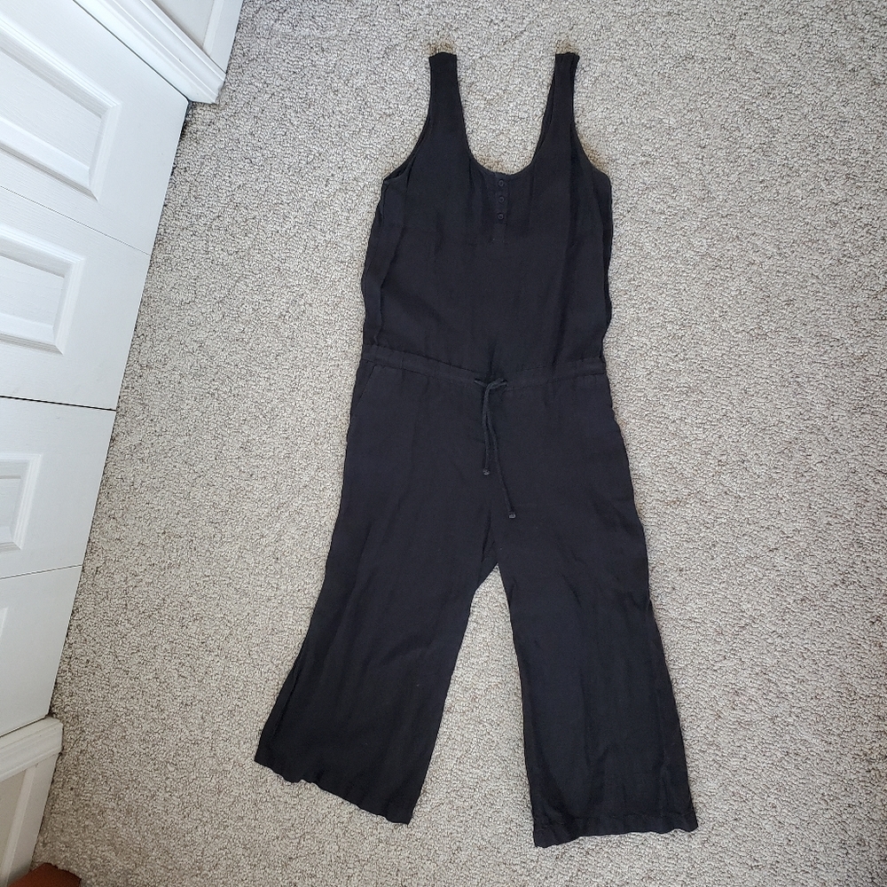 Cloth & Stone black 100% Linen Wide Leg Cropped Jumpsuit Romper